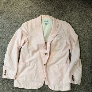 Light pink linen blazer. Never worn. Size medium. Fits like a large.